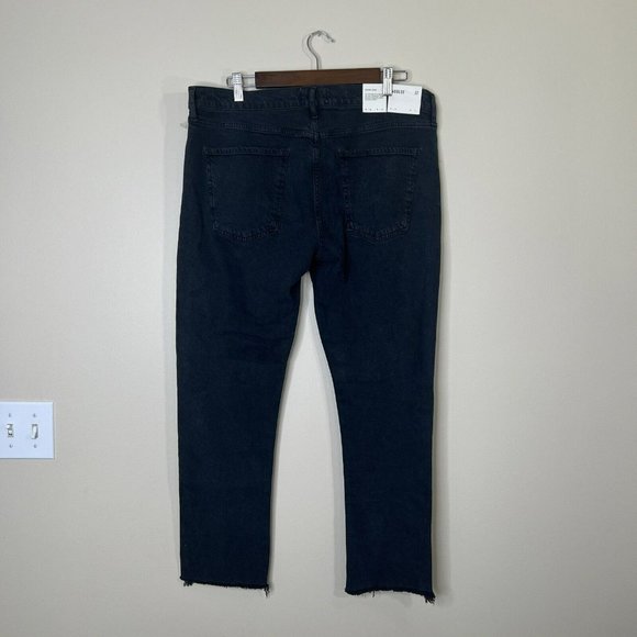 NEW AGOLDE Jeans Toni Mid Rise Straight Leg Raw Hem in Black Feral Wash Size 32 - Picture 5 of 12